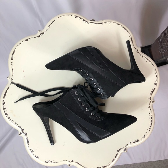 WILD DIVA Women Pointy Toe Lace Up Sports Mule - Picture 4 of 8